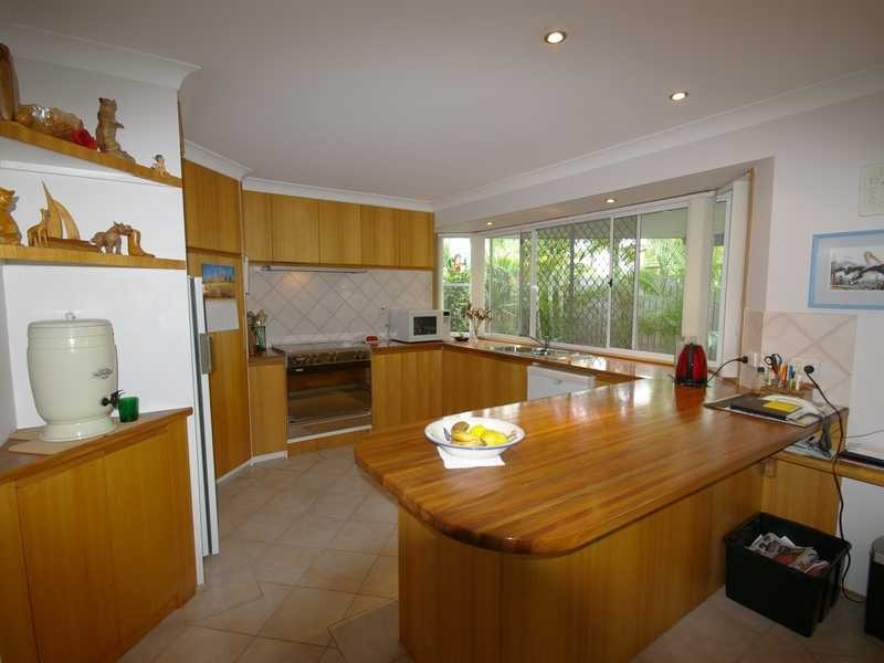 16 Capstan Court, Banksia Beach QLD 4507