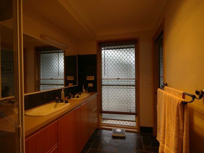 16 Capstan Court, Banksia Beach QLD 4507