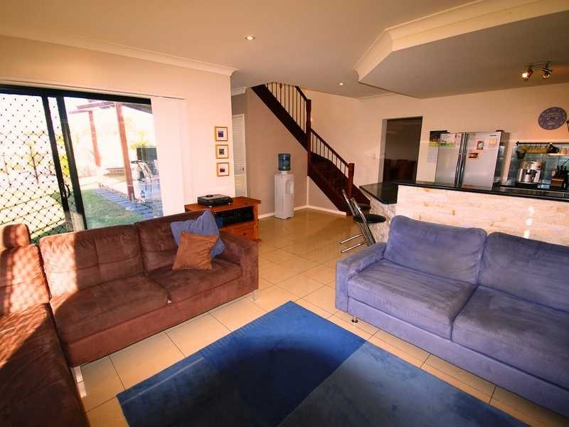 10 Barklya Crescent, Bribie Island QLD 4507