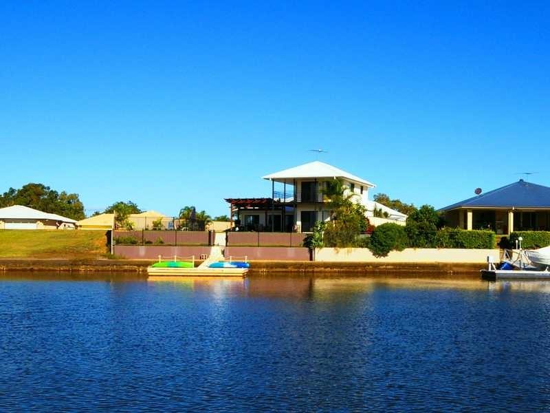 10 Barklya Crescent, Bongaree QLD 4507