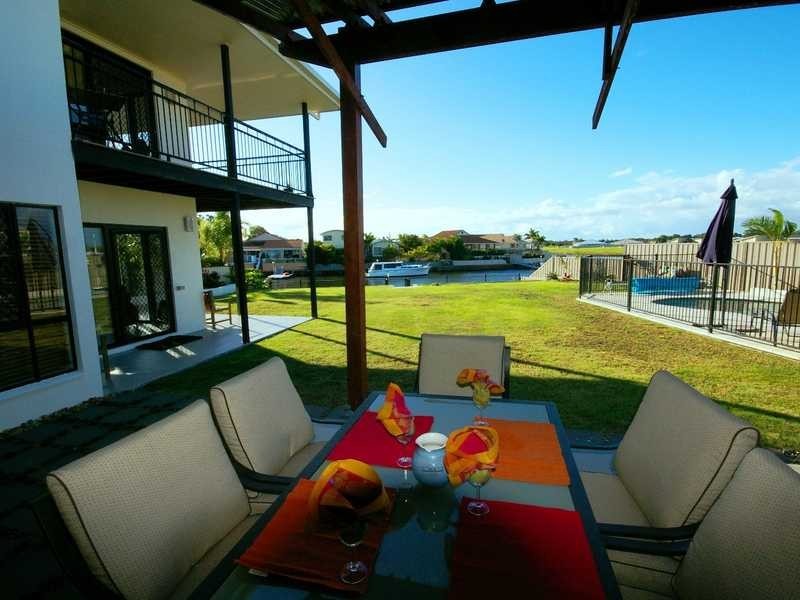 10 Barklya Crescent, Bribie Island QLD 4507