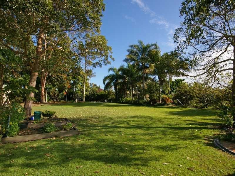 21-23 Caryota Court, Ningi QLD 4511