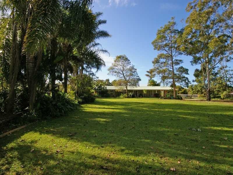 21-23 Caryota Court, Ningi QLD 4511