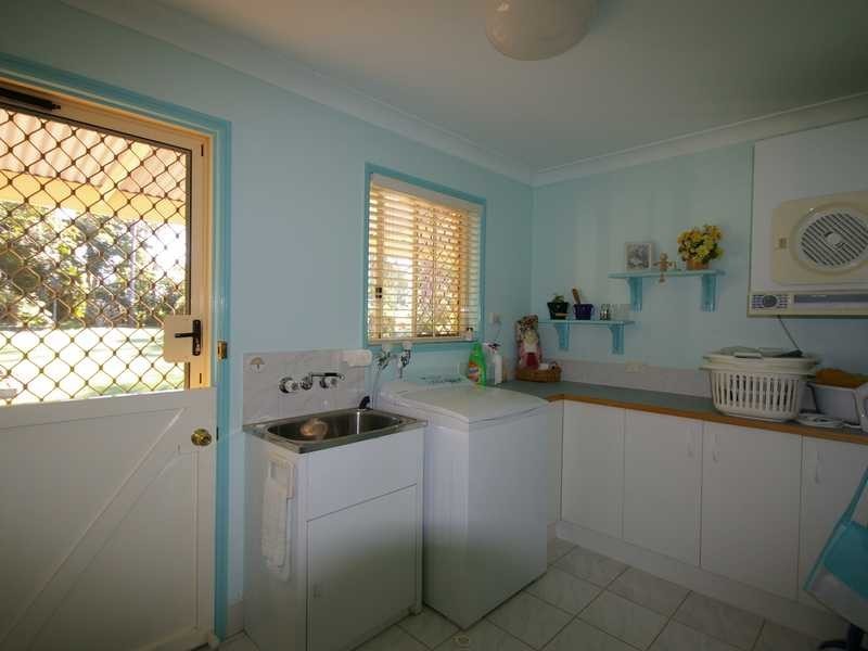 21-23 Caryota Court, Ningi QLD 4511