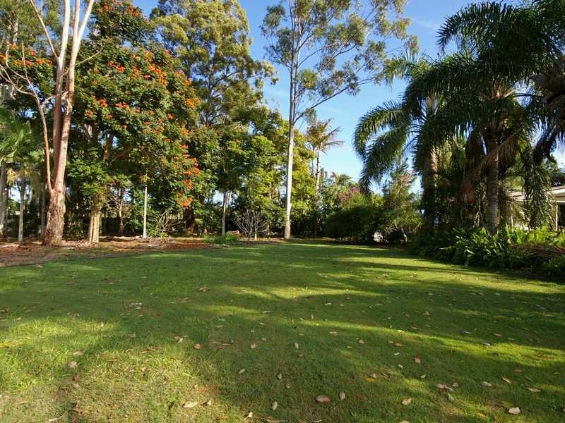 21-23 Caryota Court, Ningi QLD 4511