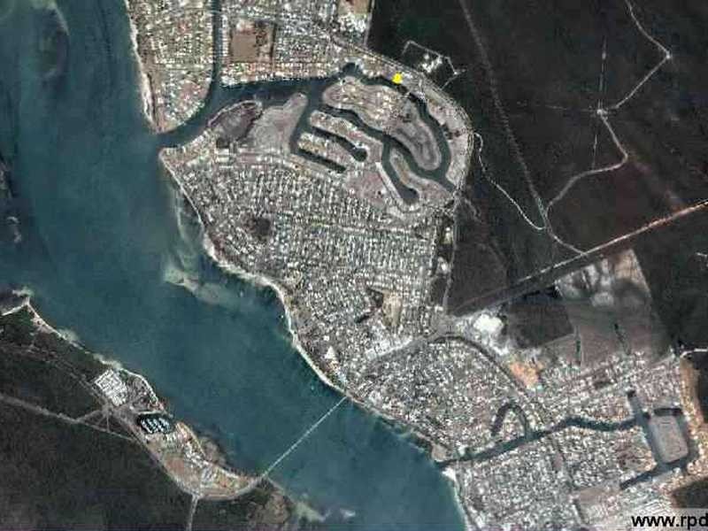 122 Cosmos Avenue, Banksia Beach QLD 4507