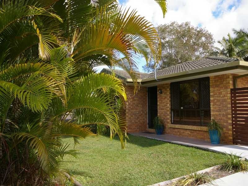 18 Grace Street, Beachmere QLD 4510