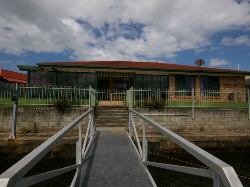 35 Oleander Drive, Bongaree QLD 4507