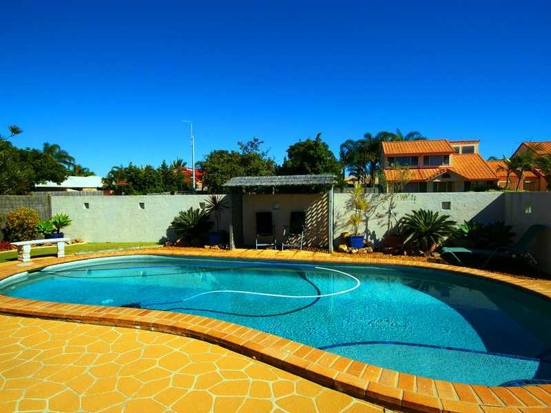 70 Island Parade, Banksia Beach QLD 4507