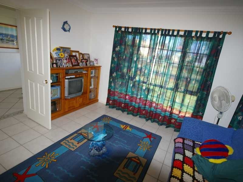5 Charlotte Avenue, Bongaree QLD 4507