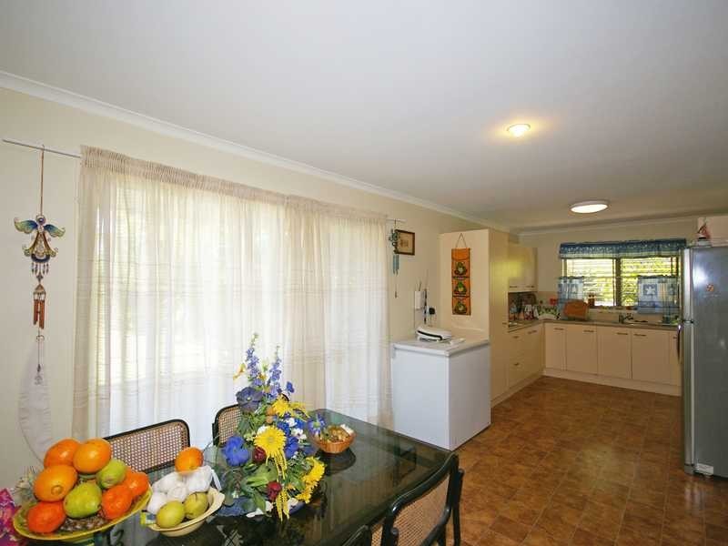 52 Spowers Street, Bongaree QLD 4507