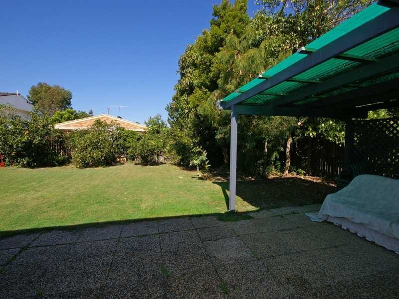 52 Spowers Street, Bongaree QLD 4507