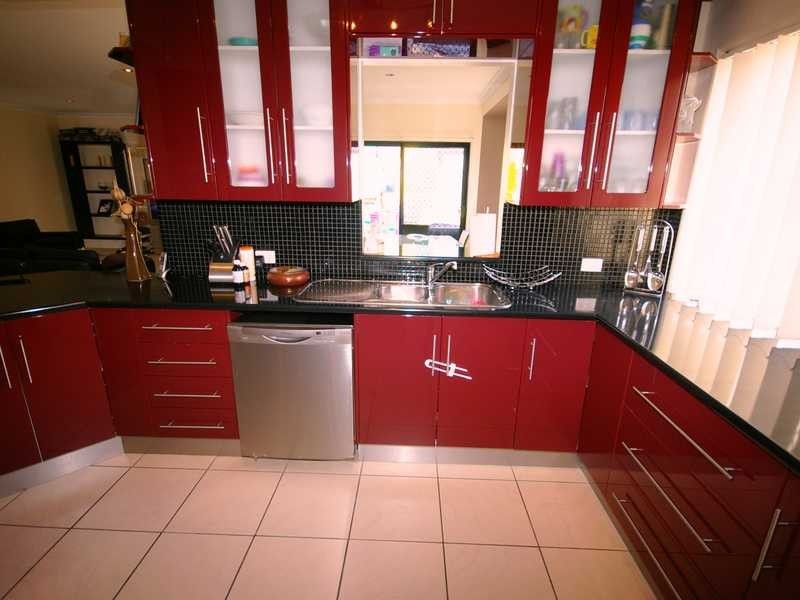 Sandstone Point QLD 4511