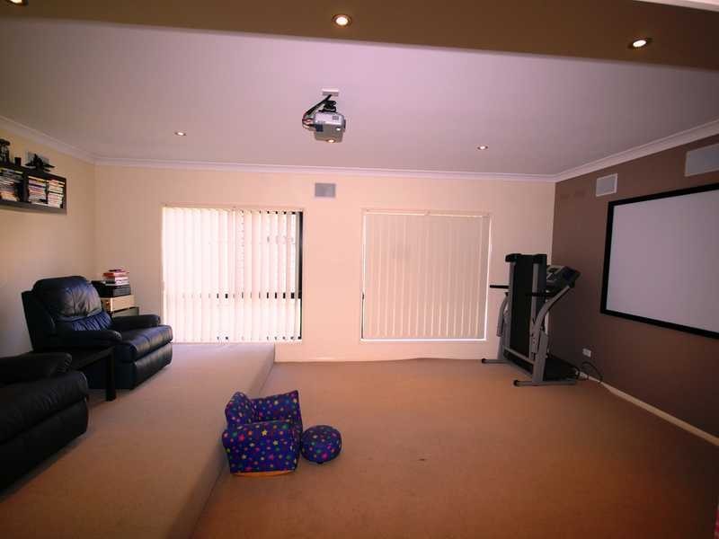 Sandstone Point QLD 4511