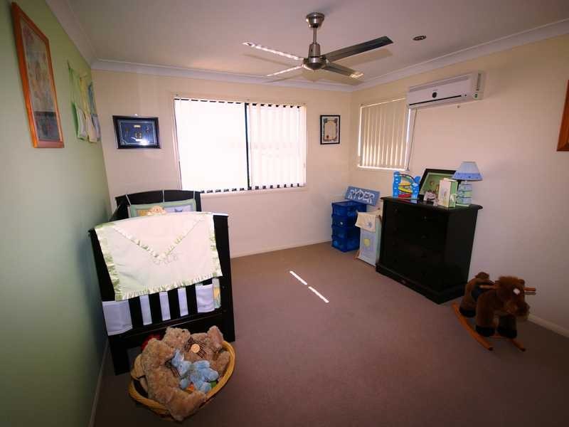 Sandstone Point QLD 4511