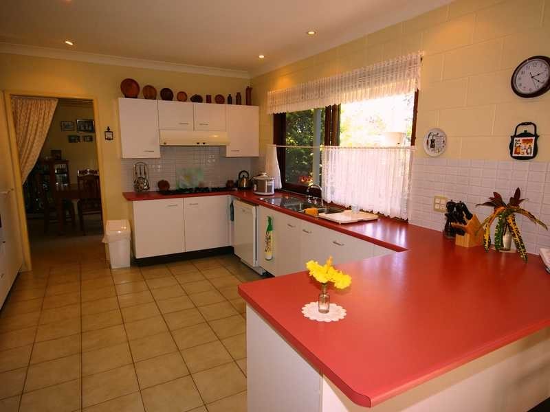 31 Nulu Street, Bongaree QLD 4507