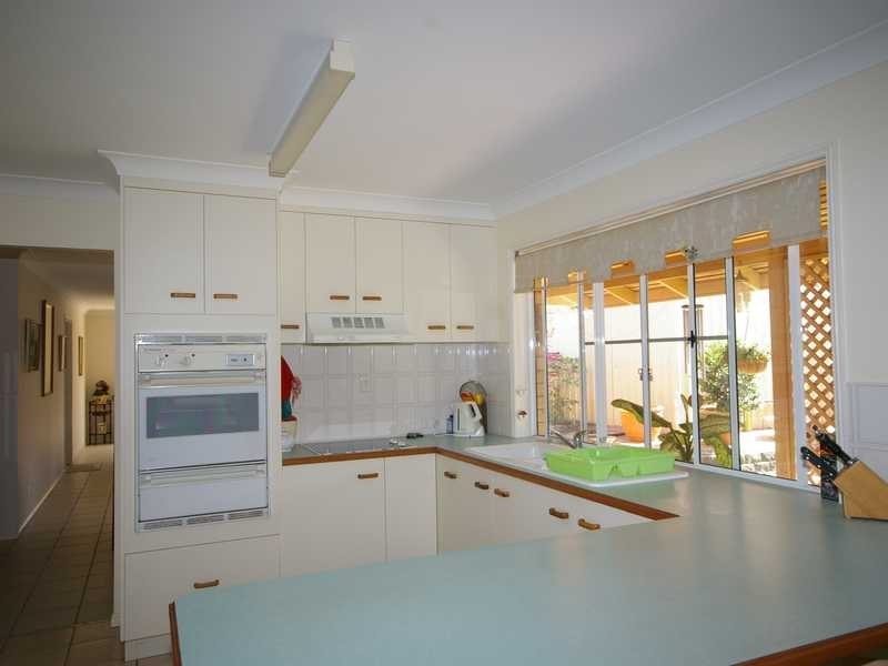 82 Campbell St, Bongaree QLD 4507