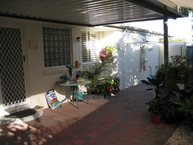 1 Yardarm Court, Banksia Beach QLD 4507