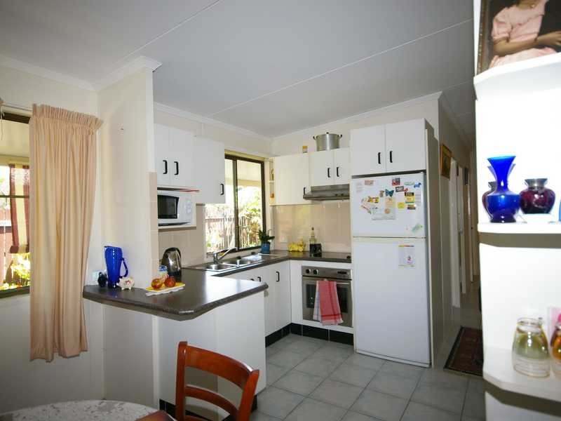 90 Ranald Avenue, Ningi QLD 4511