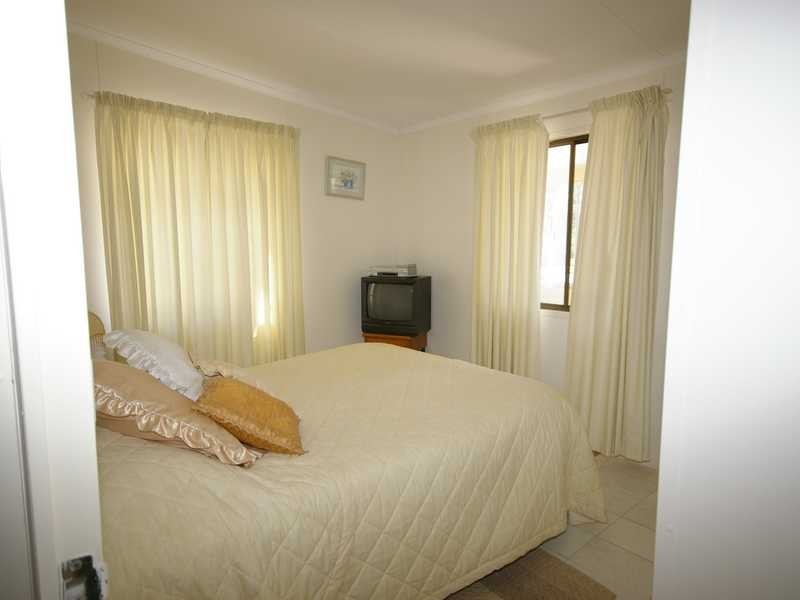 90 Ranald Avenue, Ningi QLD 4511