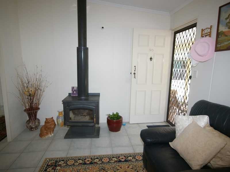 90 Ranald Avenue, Ningi QLD 4511