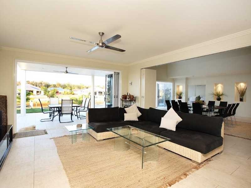 11 Baza Place, Banksia Beach QLD 4507