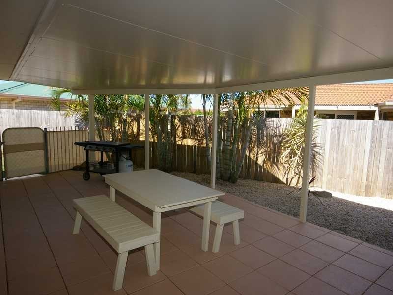 4 Spray Court, Beachmere QLD 4510