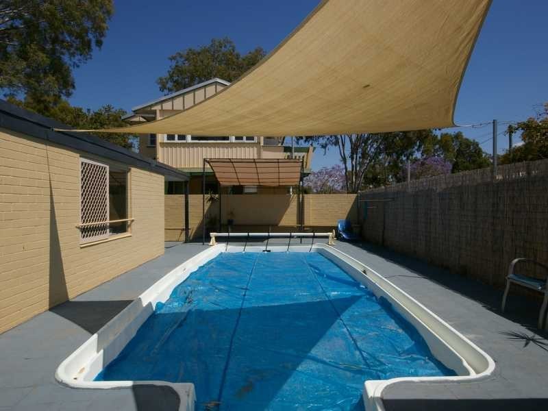2 Gibson Street, Beachmere QLD 4510