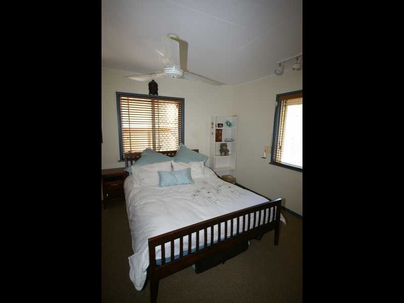 2 Gibson Street, Beachmere QLD 4510