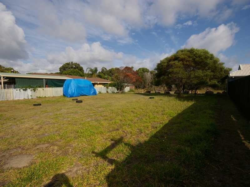 11 Eighth Avenue, Woorim QLD 4507