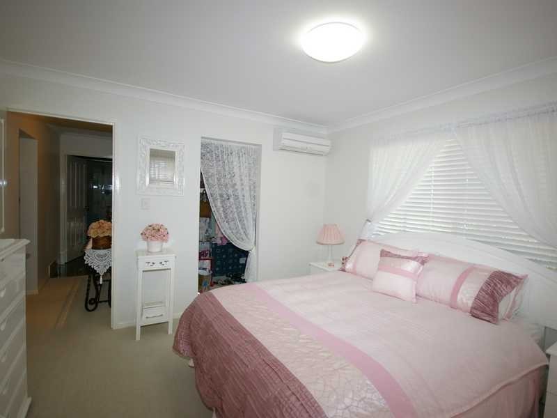 2/15 Toorbul Street, Bongaree QLD 4507