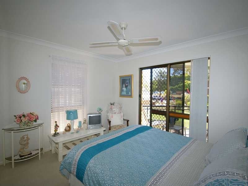 2/15 Toorbul Street, Bongaree QLD 4507
