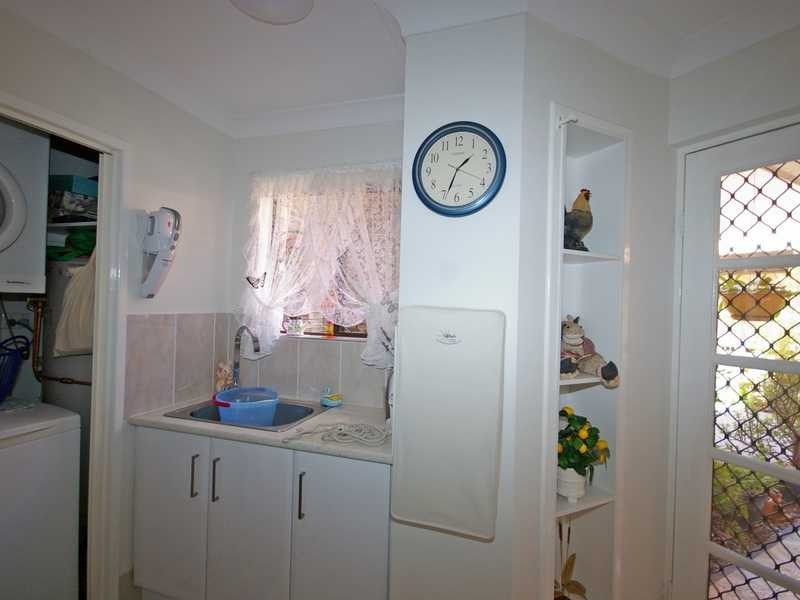 2/15 Toorbul Street, Bongaree QLD 4507