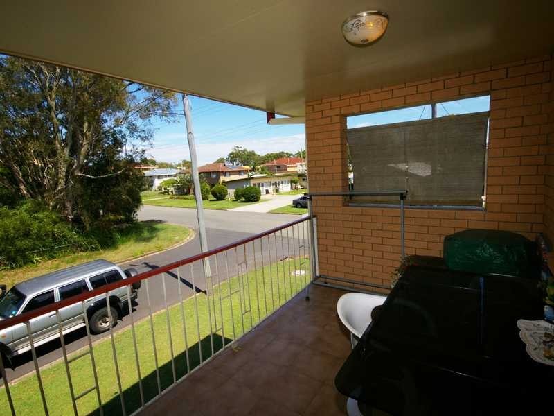 Unit/4/27 Bestman Avenue, Bongaree QLD 4507