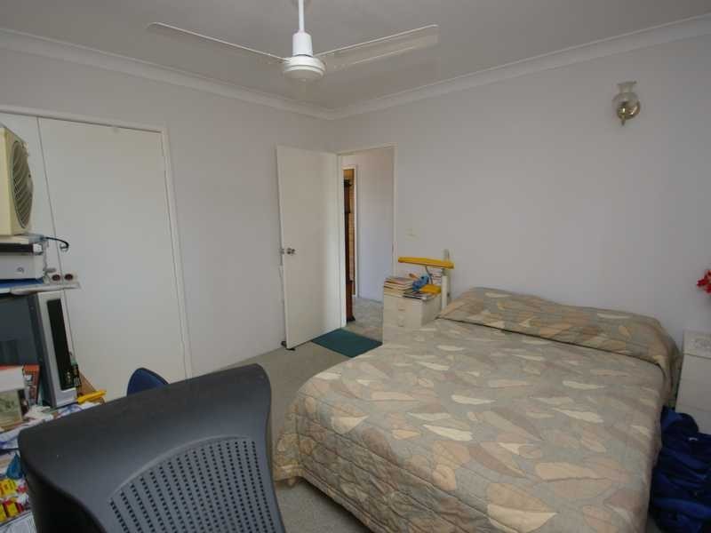 Unit/4/27 Bestman Avenue, Bongaree QLD 4507