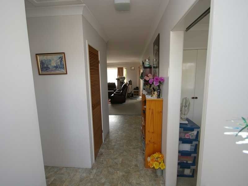 Unit/4/27 Bestman Avenue, Bongaree QLD 4507