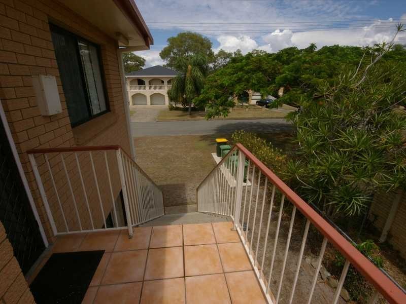 Unit/4/27 Bestman Avenue, Bongaree QLD 4507