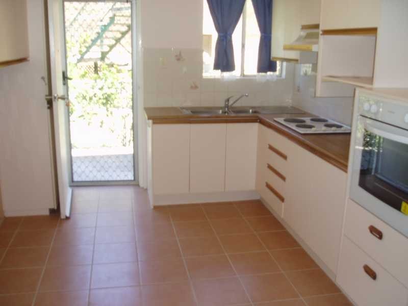 Unit/1/22A Winstone Drive, Bongaree QLD 4507