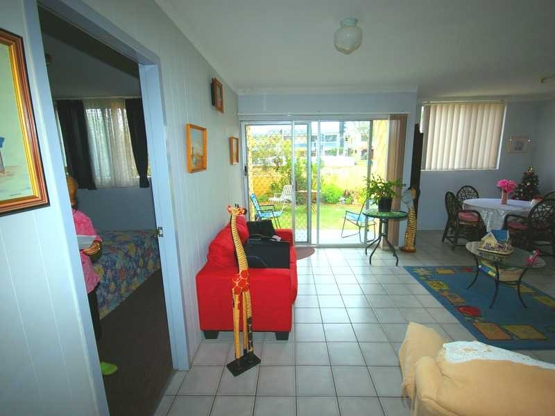 Unit/2/38 Benabrow Avenue, Bongaree QLD 4507