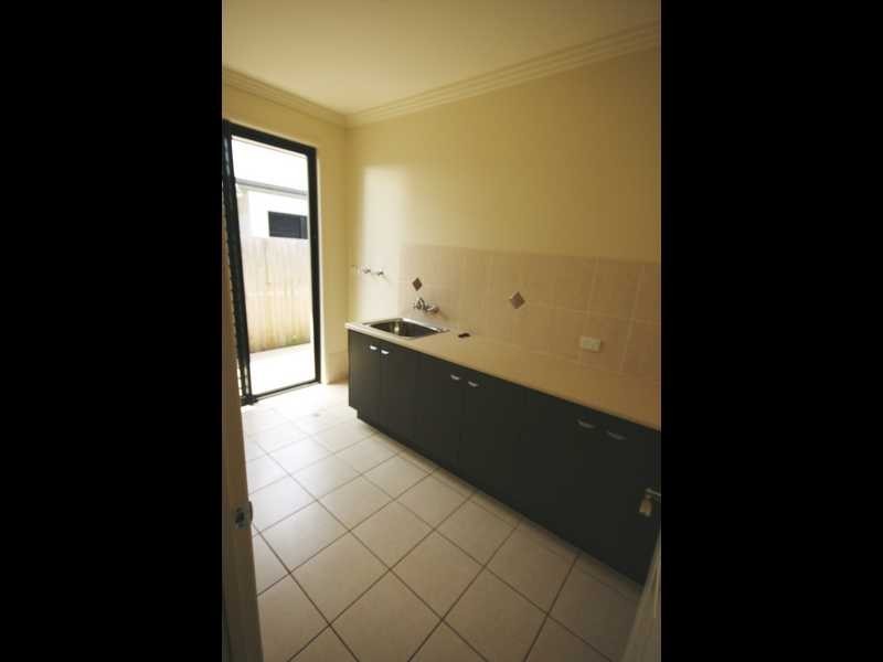 5 Seaeagle Place, Banksia Beach QLD 4507