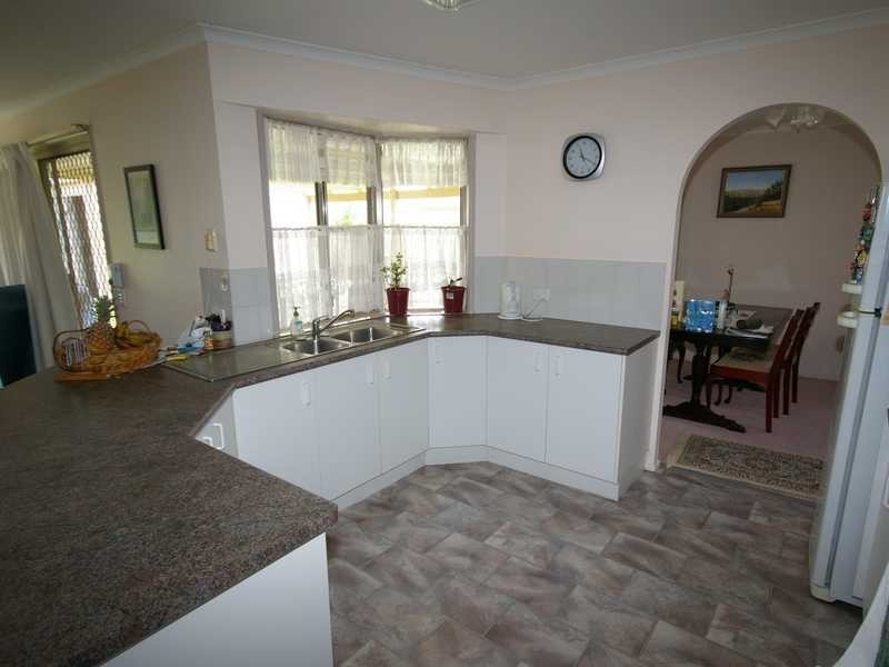 39 Coolgarra Avenue, Bongaree QLD 4507