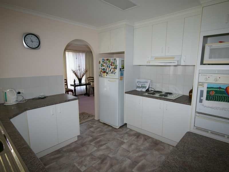 39 Coolgarra Avenue, Bongaree QLD 4507