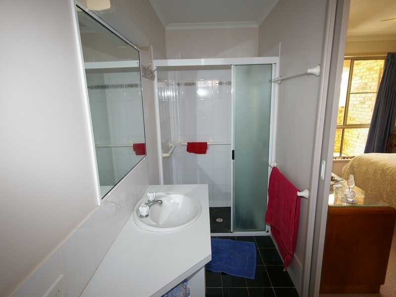 39 Coolgarra Avenue, Bongaree QLD 4507