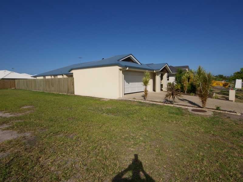 14 Seaeagle Place, Banksia Beach QLD 4507