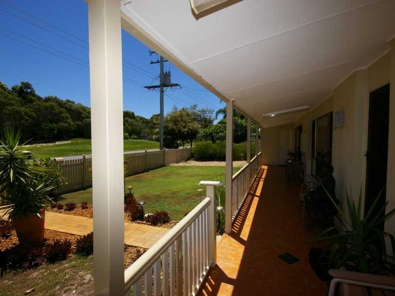 27 Fairway Ave, Woorim QLD 4507