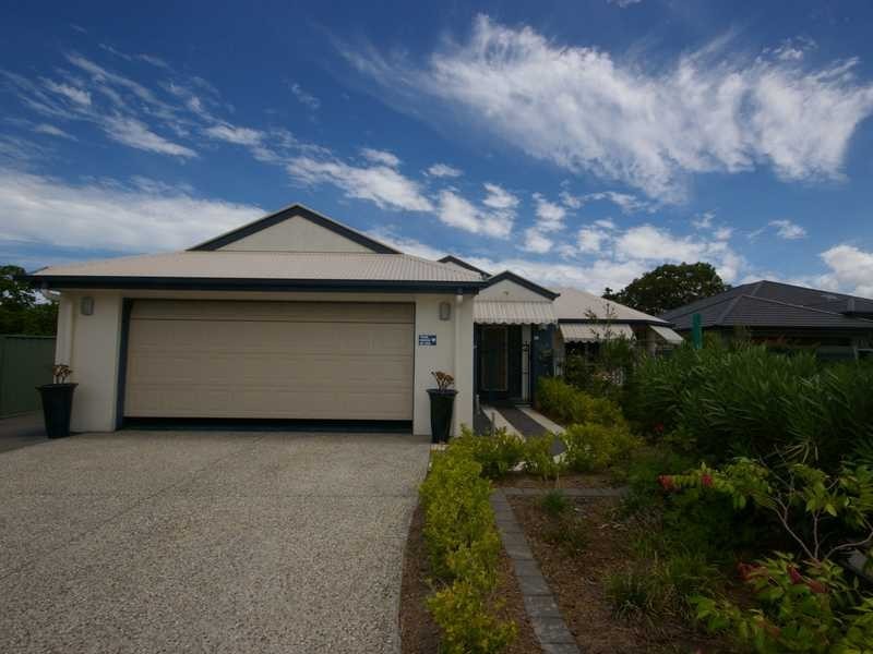 108 Marina Boulevard, Banksia Beach QLD 4507