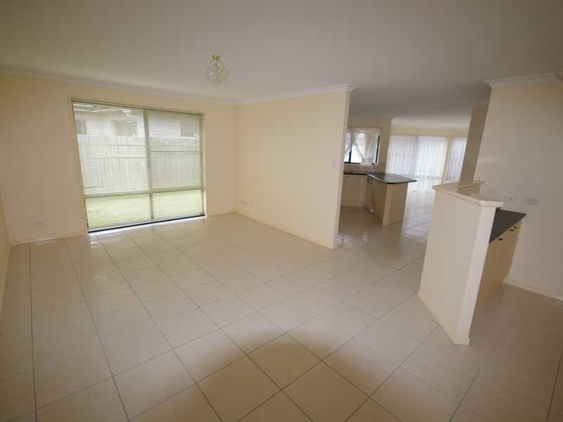 22 Tallow Court, Sandstone Point QLD 4511