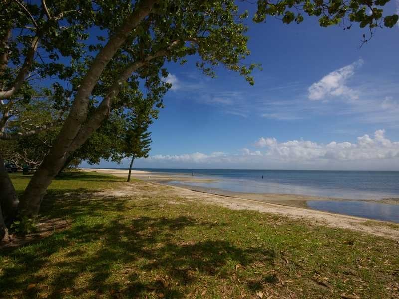 Unit 5/27 South Esplanade, Bongaree QLD 4507