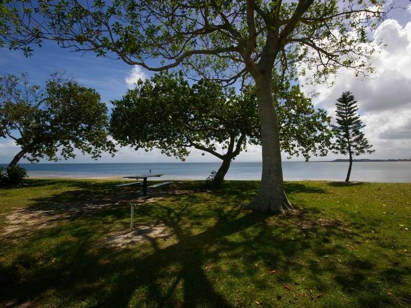 Unit 5/27 South Esplanade, Bongaree QLD 4507
