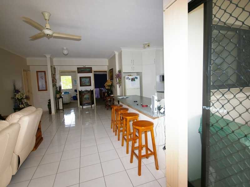 Unit 5/27 South Esplanade, Bongaree QLD 4507